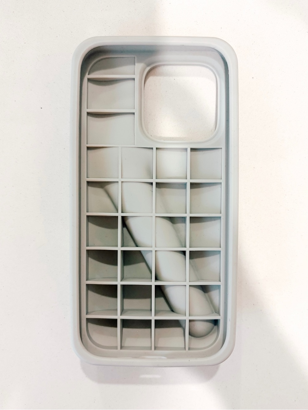 RHODE LIP CASE - Picture 3 of 4